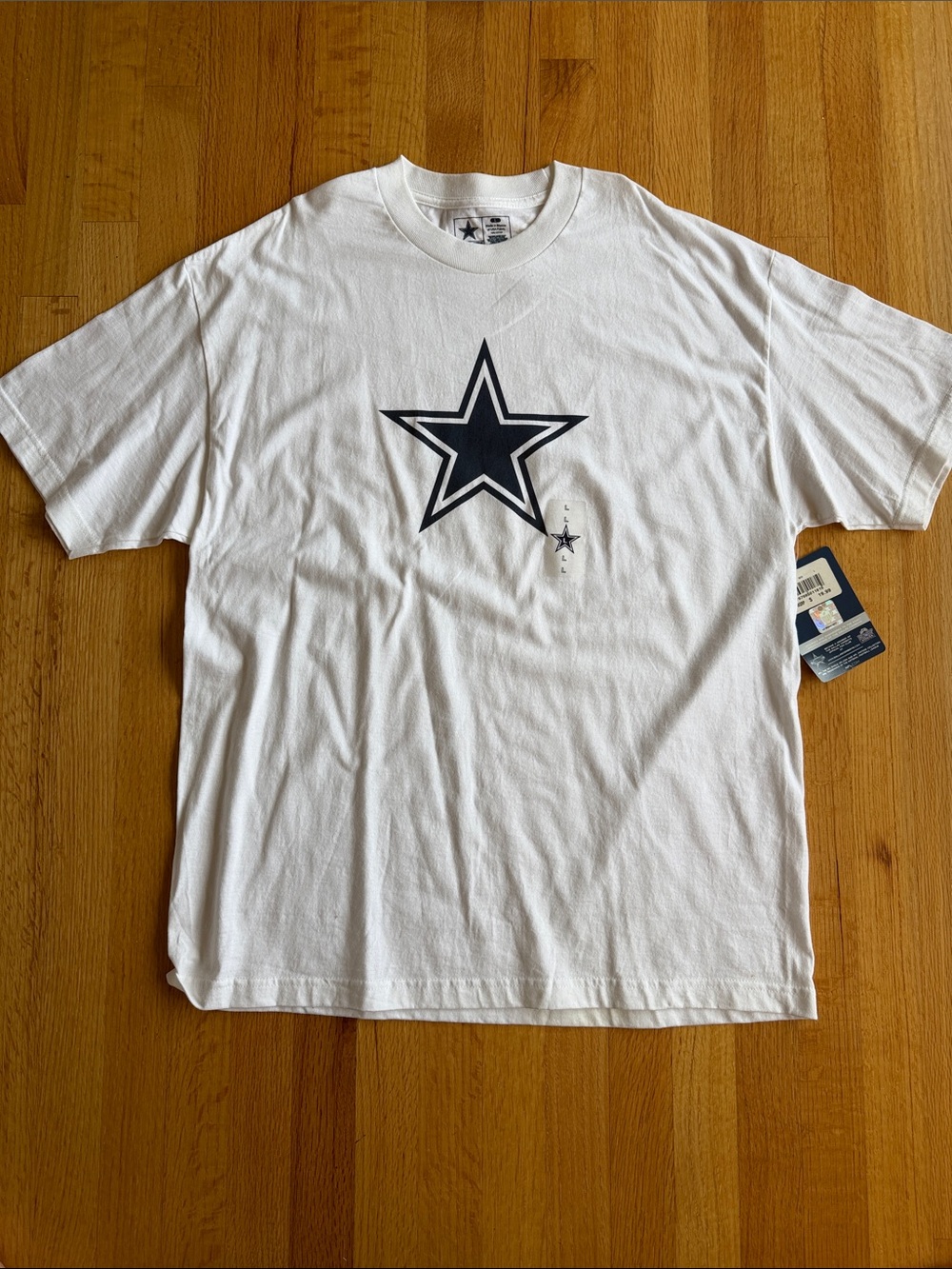Men's White Short-Sleeve Star Graphic Jersey T-Shirt